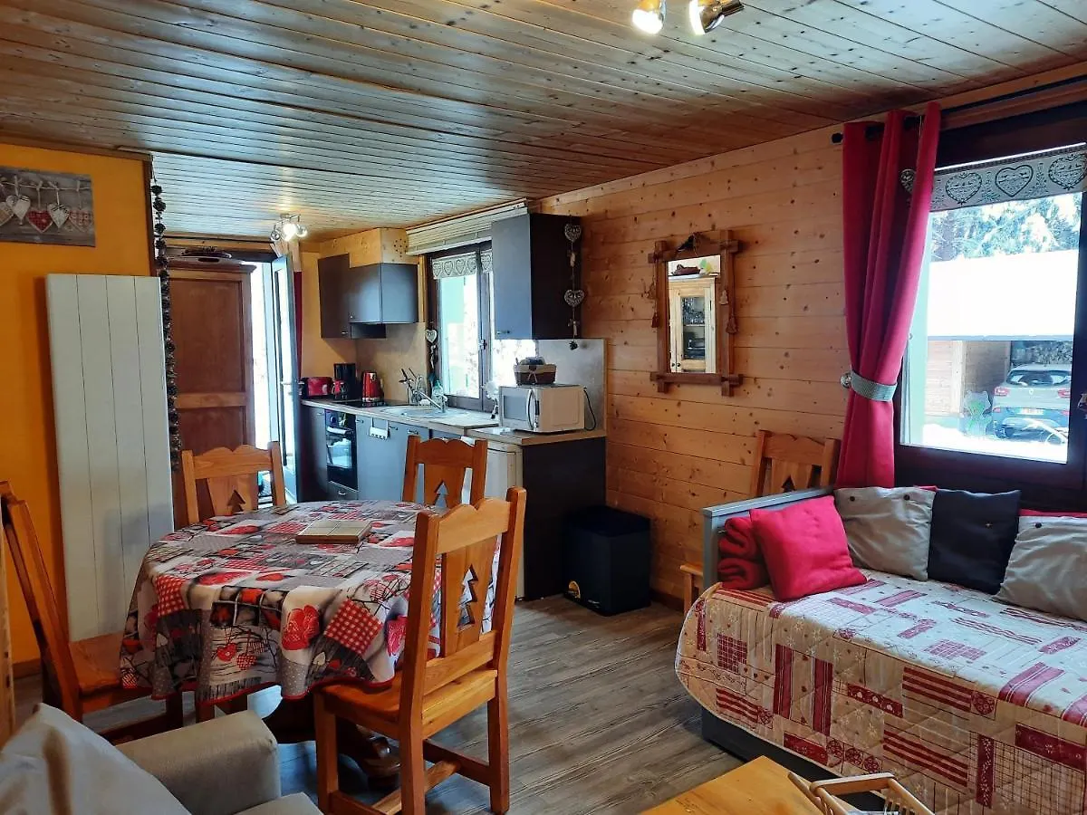 Abondance Chalet La Sapiniere 0*,